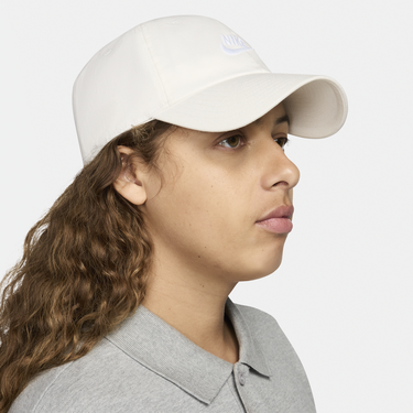 Šiltovka Nike Club Futura Biela | FB5368-133, 2