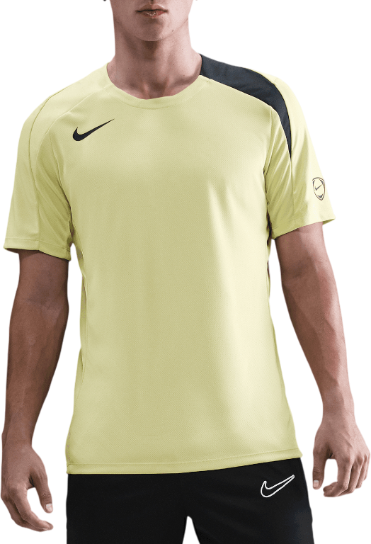 Tričko Nike Dri-FIT Strike Total 90 Training T-Shirt Žltá | hv6400-383