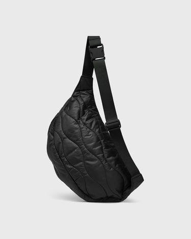 Taška cez rameno Peak Performance Quilted Sling Bag HeliuBuBag Čierna | G80248010, 2