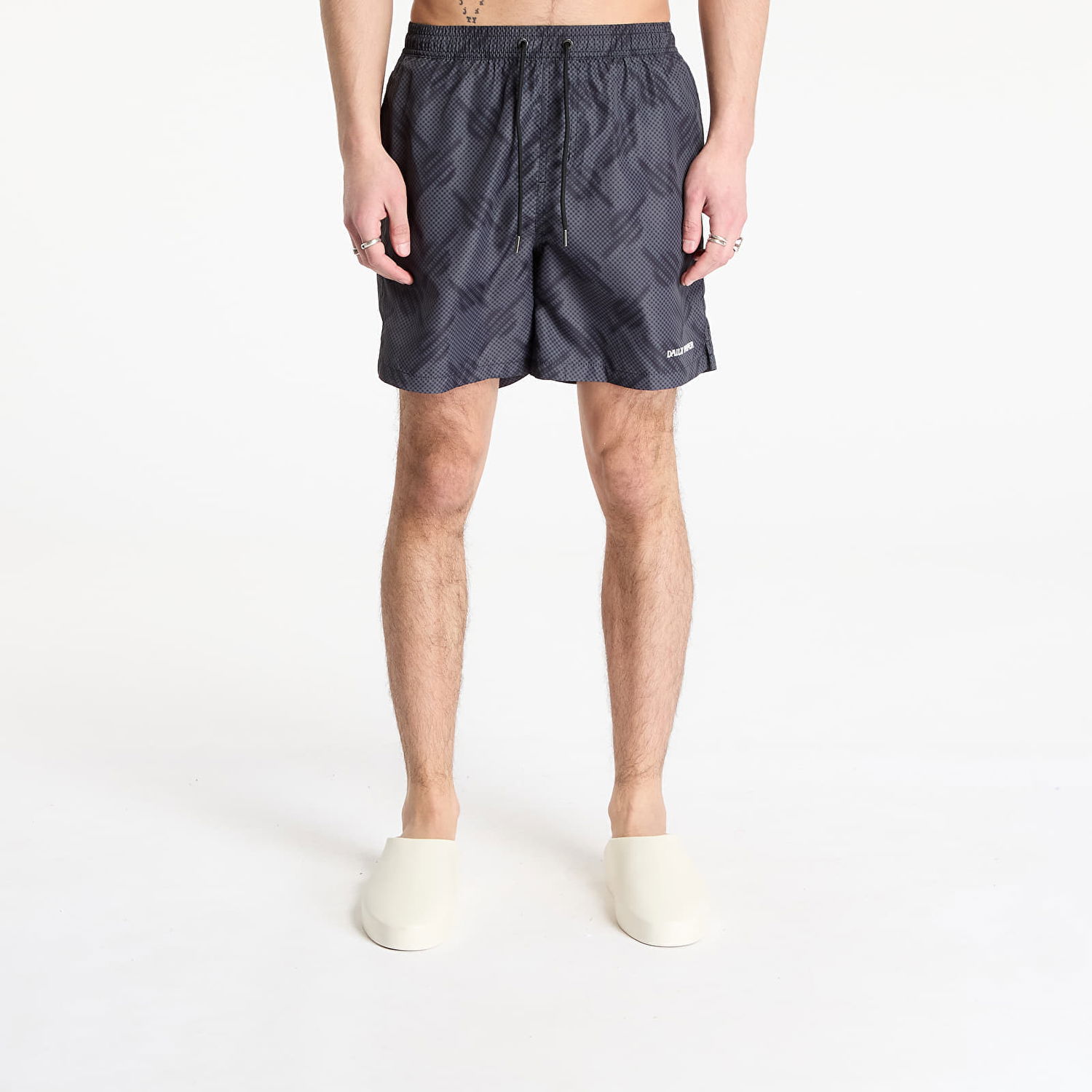 Plavky DAILY PAPER Daily Paper Dotted Monogram Swim Shorts Čierna | 2511159, 0
