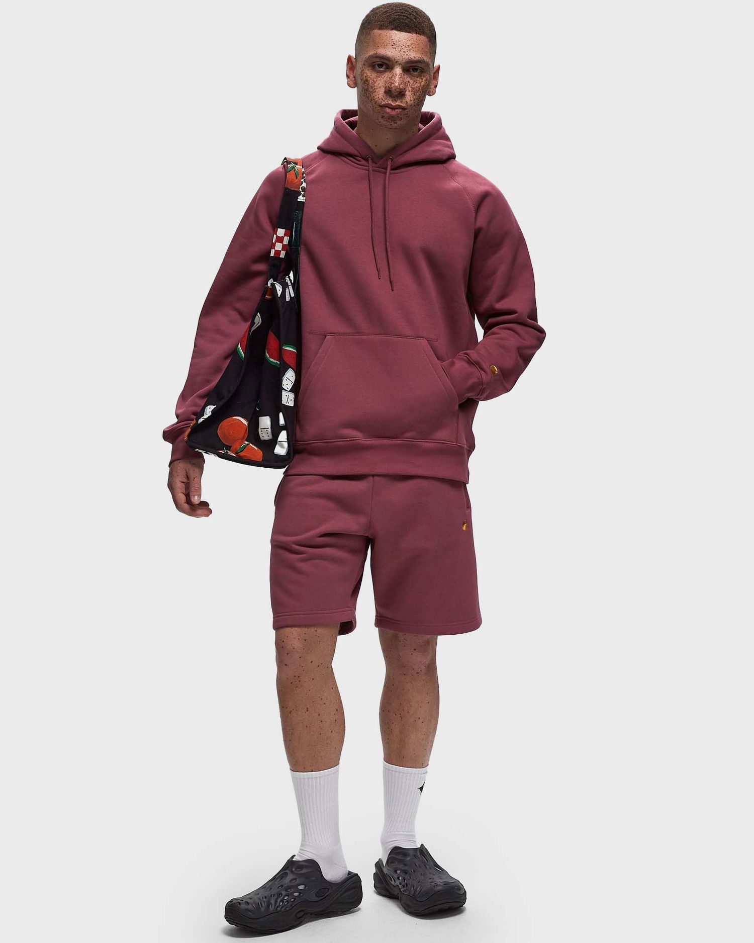 Šortky Carhartt WIP Chase Sweat Short Vínová | I033669-2BB.XX, 1