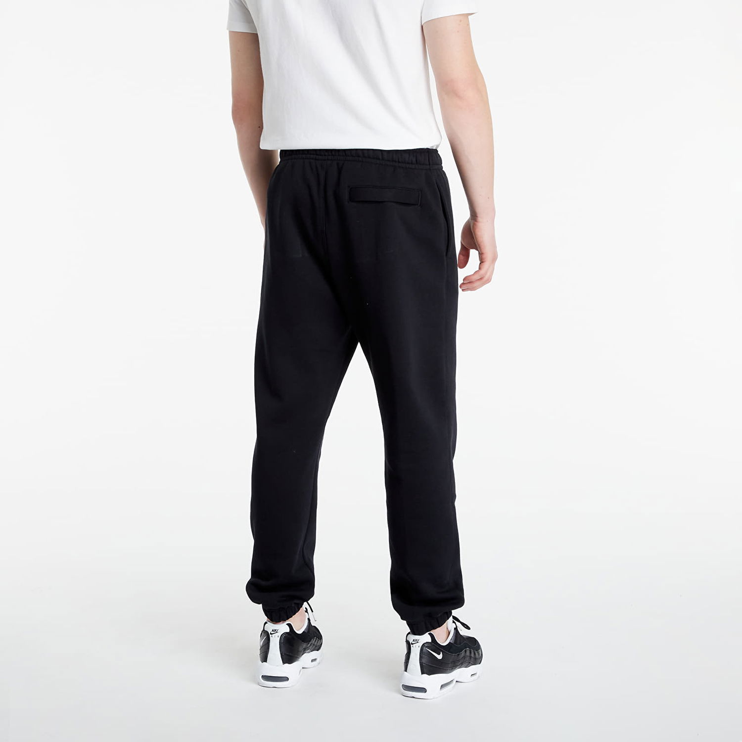 Tepláky Nike Sportswear Club Pant Cf BB Čierna | BV2737-010, 1