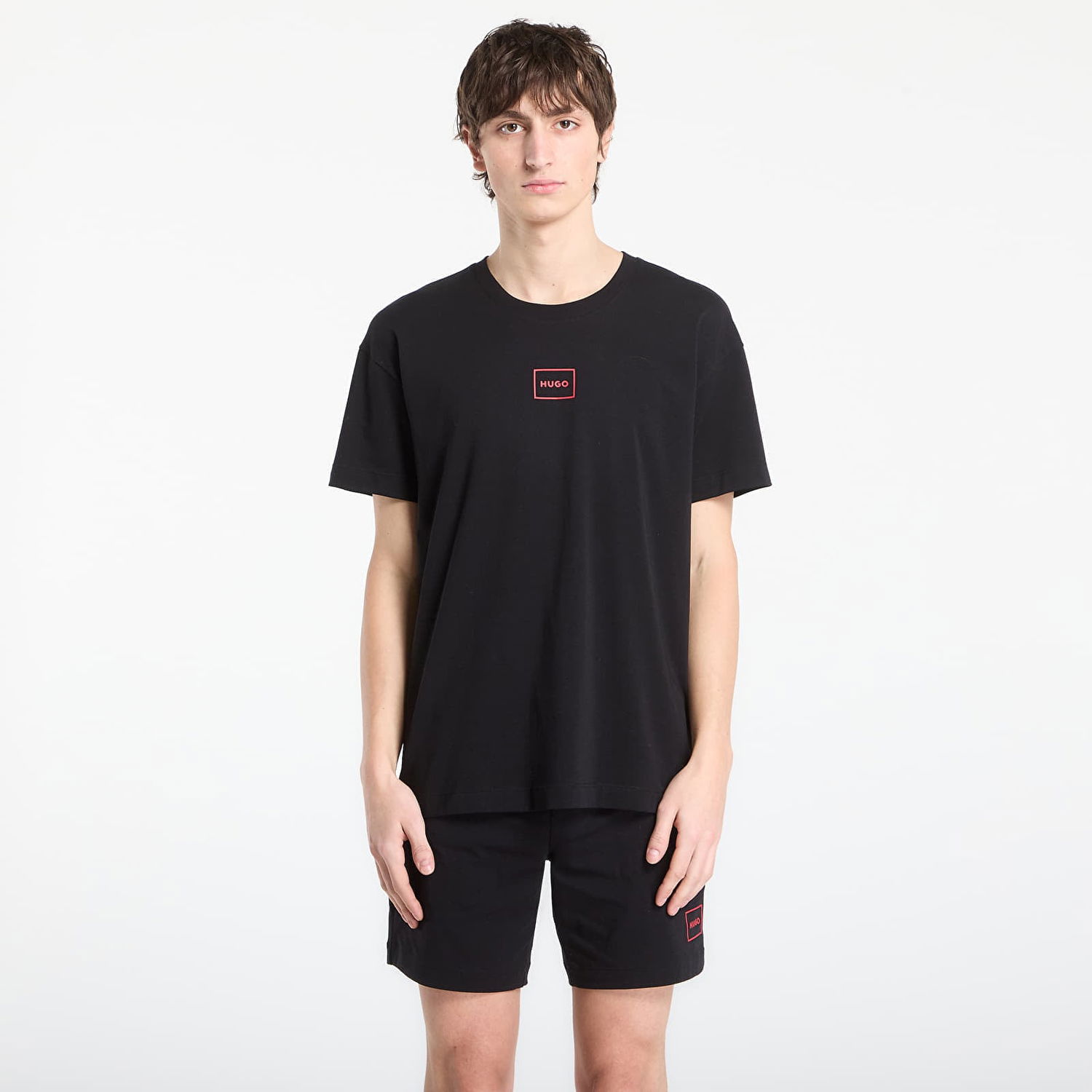 Tričko BOSS Laze Short Sleeve T-Shirt with Chest Logo Čierna | 50525236-001, 0
