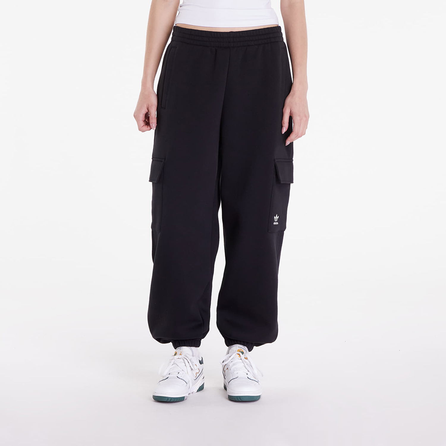 Tepláky adidas Originals Essentials Cargo Pants Black Čierna | IY9689, 0