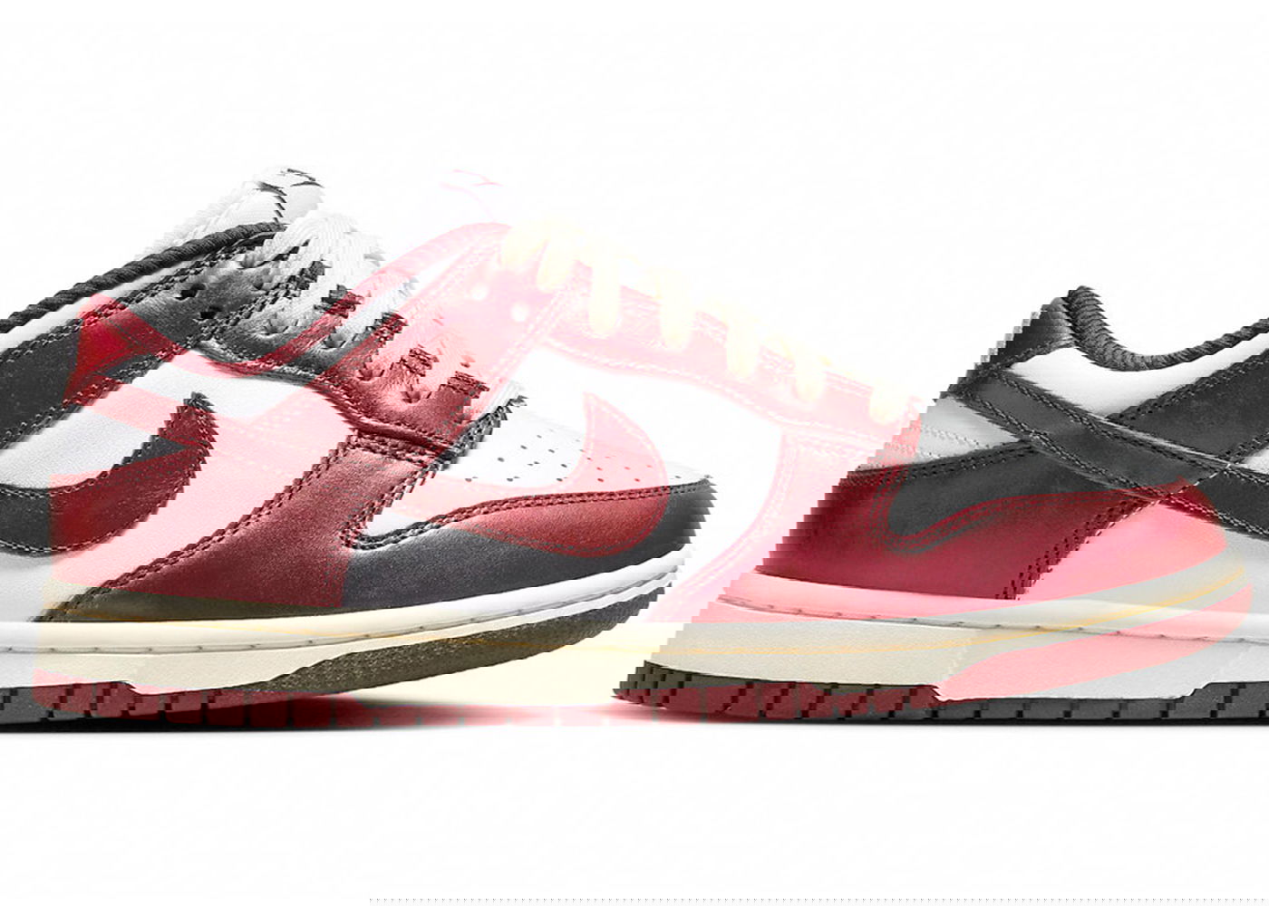 Tenisky a topánky Nike Dunk Low PRM "Team Red" W Červená | FJ4555-100, 1