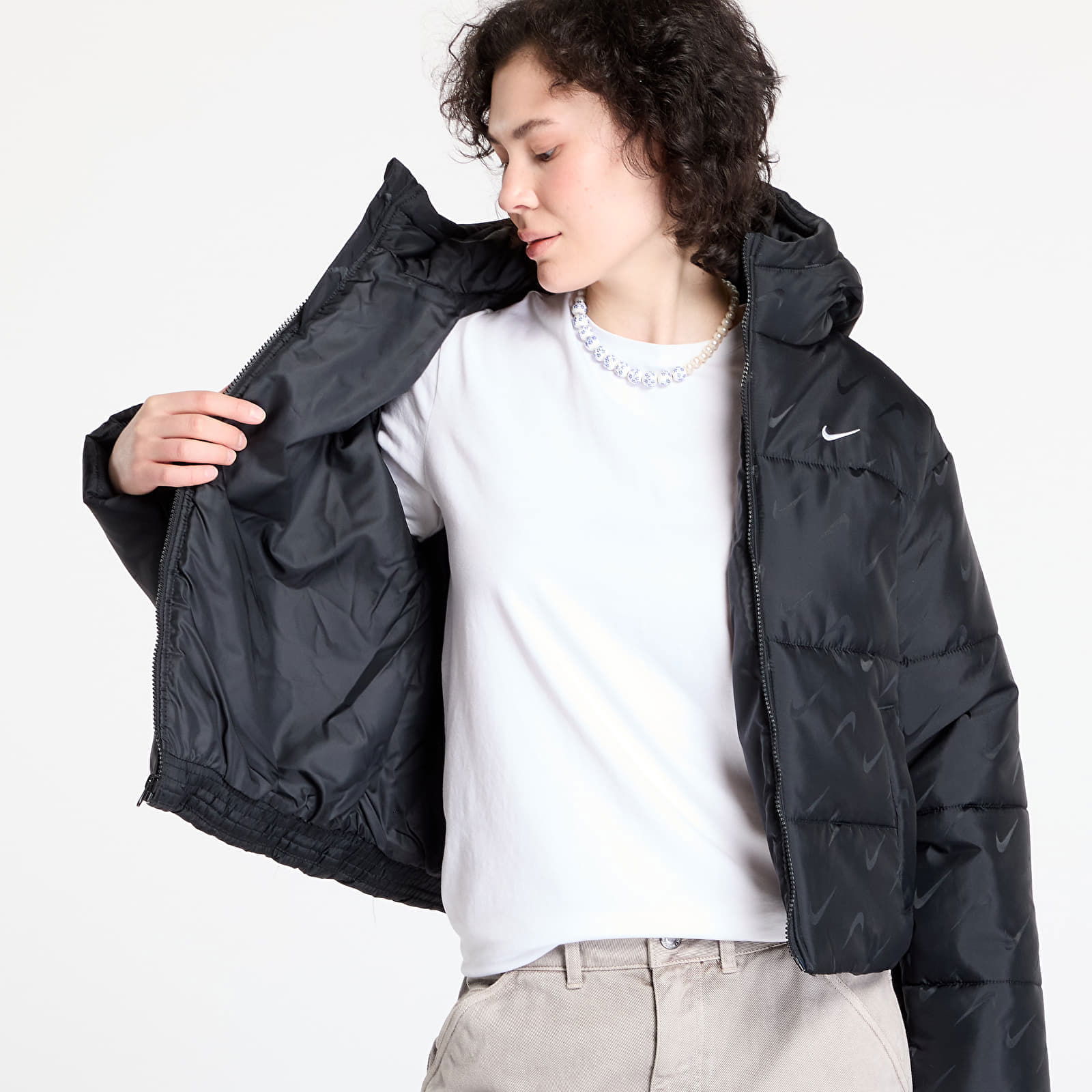 W Nsw Tf Snfl Nk Clsc Pfr Aop Puffer Jacket