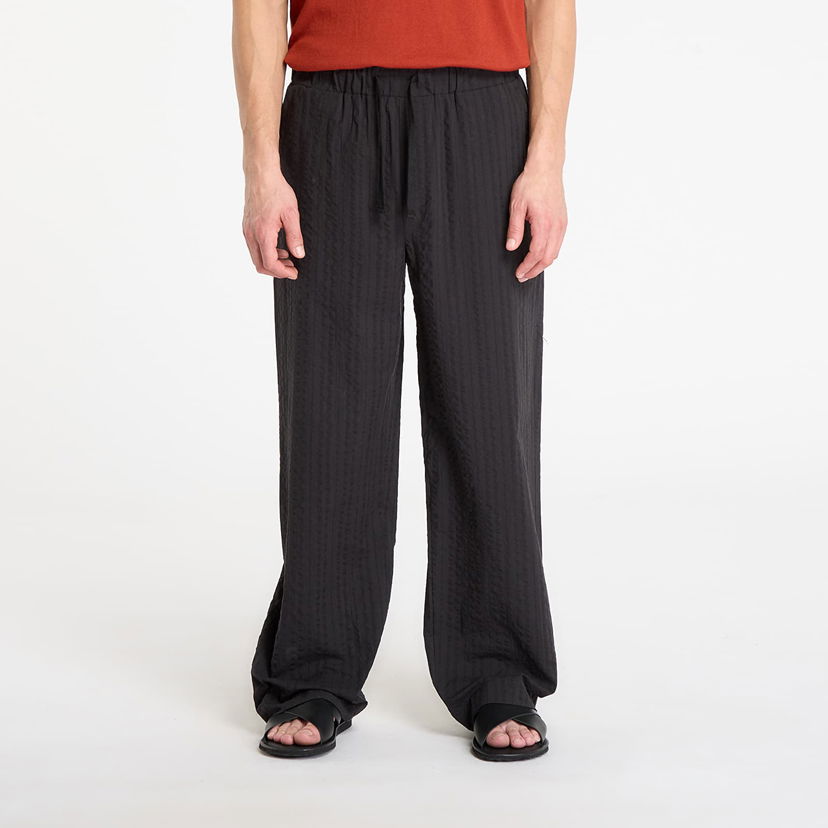 Nohavice Urban Classics Loose Seersucker Pants Čierna | TB7566-00007