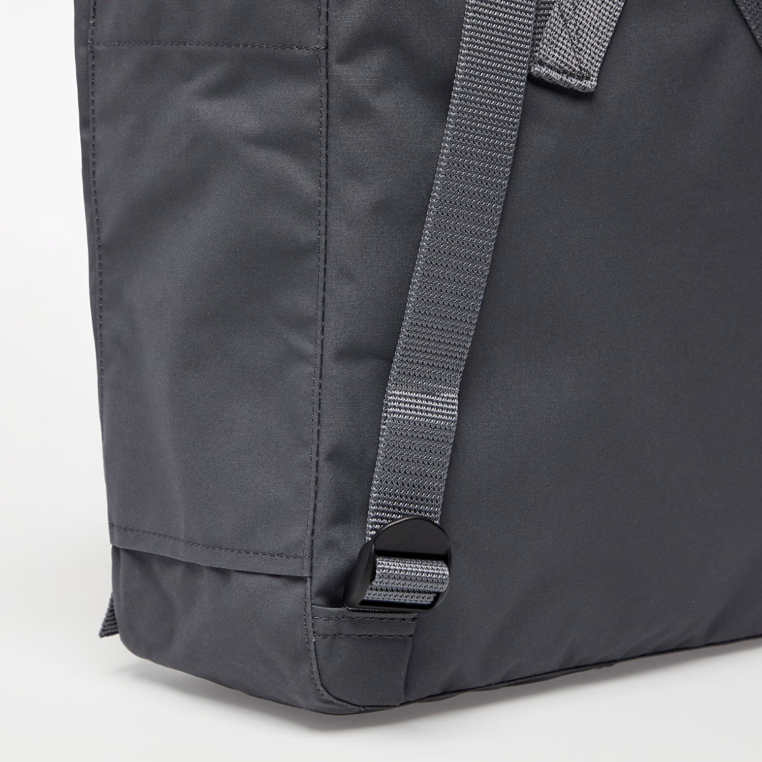 Batoh FJÄLLRÄVEN Kånken Šedá | F23510-046, 1