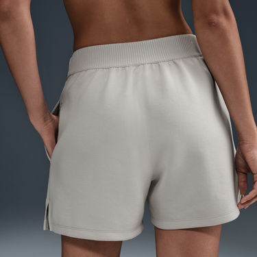 Šortky Nike 24.7 Impossibly Soft Dri-FIT Mid-Rise Loose Fit 4" Shorts Béžová | HQ8179-104, 2