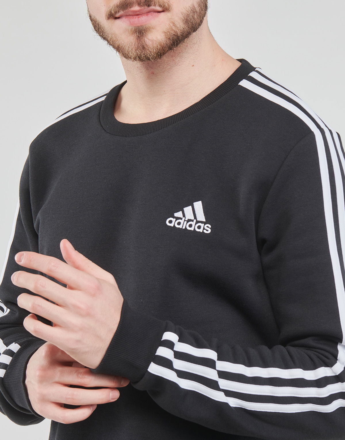 Essentials Fleece 3-Stripes Sweatshirt