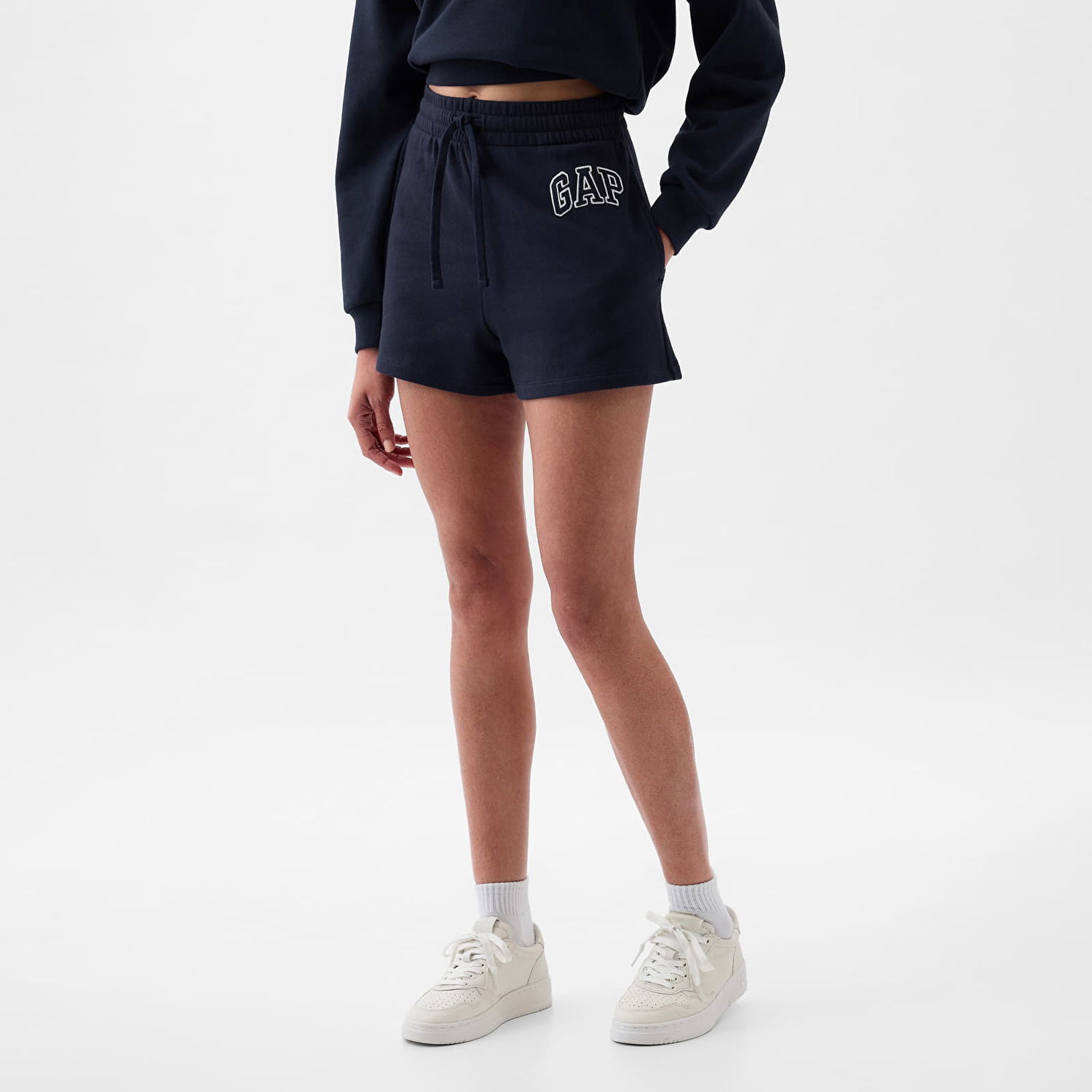 Šortky GAP Logo Shorts Navy Uniform Navy | 870535-02, 0