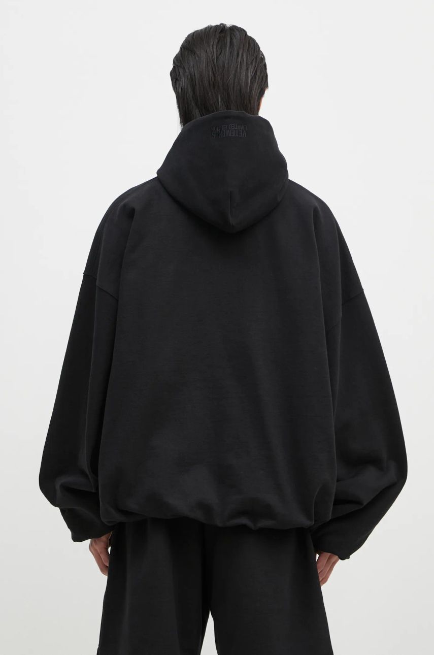 'No Posts' Cropped Boxy Hoodie