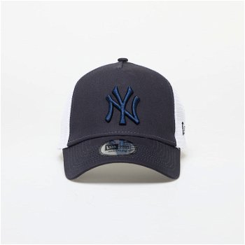 New Era New York Yankees League Essential Trucker Cap 60435247