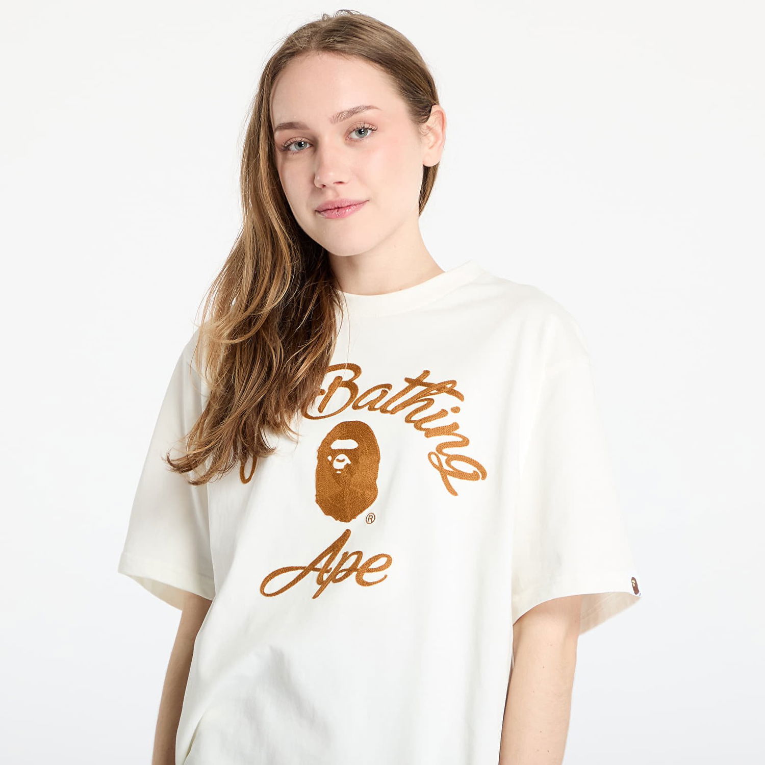 Tričko BAPE A BATHING APE Chain Stitch College Relaxed Fit T-Shirt Biela | 001CSL301344MIVY, 1