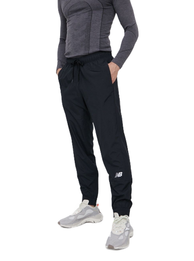 Tepláky New Balance Tenacity Woven Pants Čierna | MP13011BK