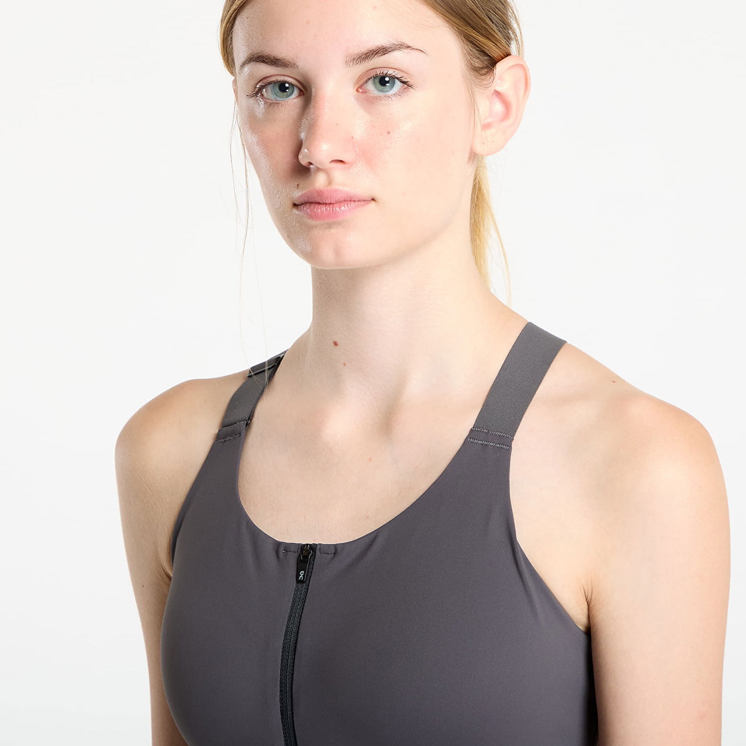 Podprsenka On Running On Endurance Zip Sports Bra Čierna | 1WF30172608, 1