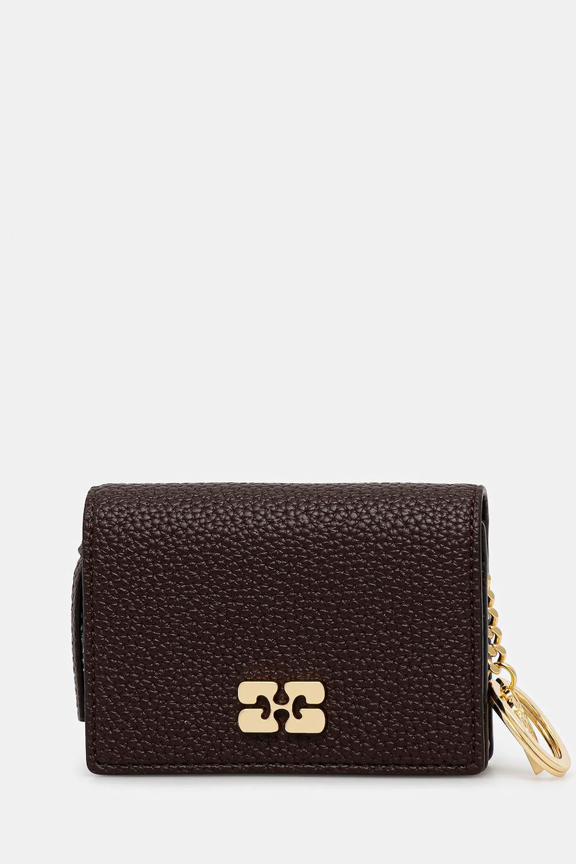 Peňaženka GANNI Grained Flap Card Holder with Keychain Hnedá | A7279