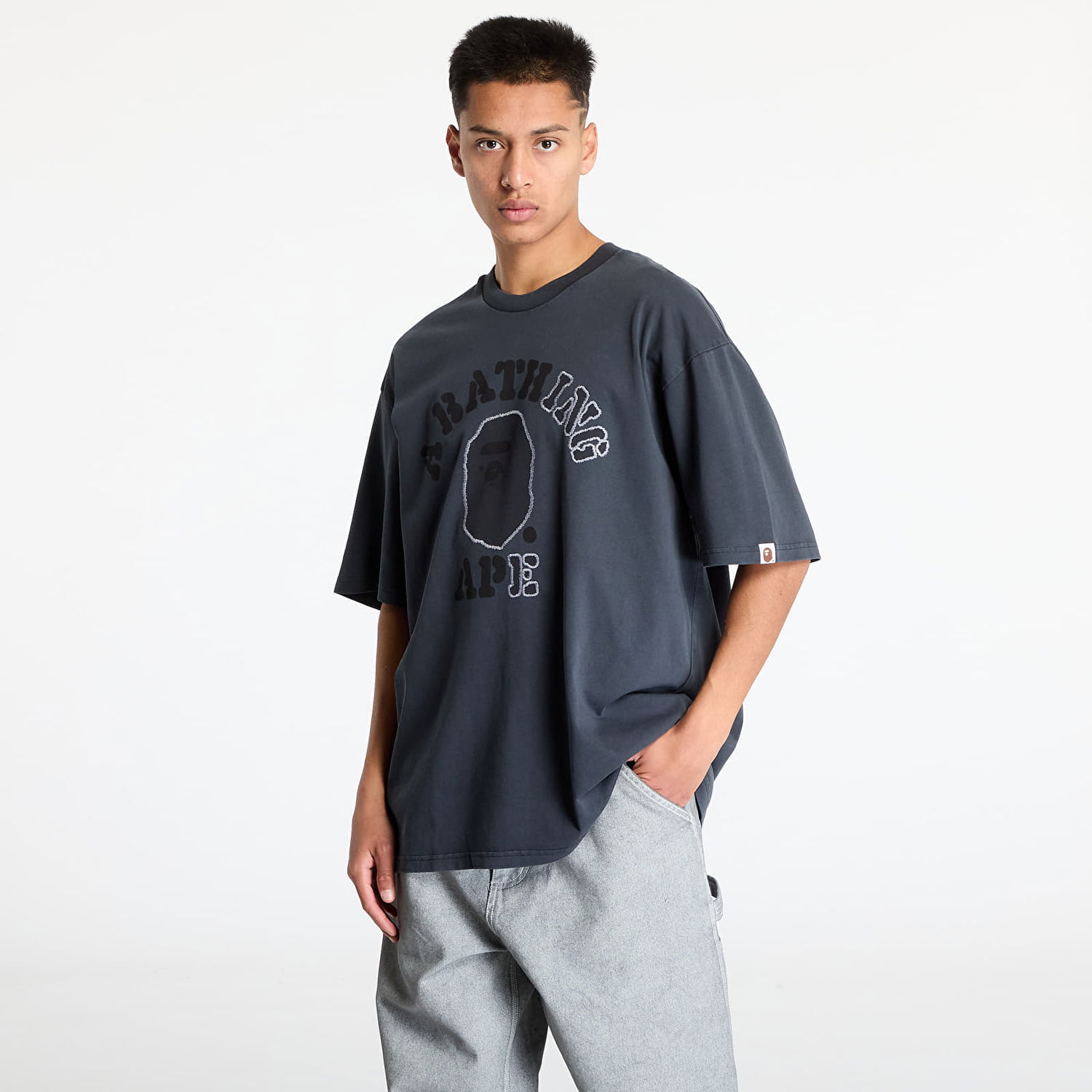 Tričko BAPE Garment Dye College Relaxed Fit Tee Šedá | 001CSK801314M CHA, 0