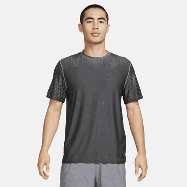 Tričko Nike A.P.S. Dri-FIT ADV Short Sleeve Training T-Shirt Šedá | FN2971-053, 0