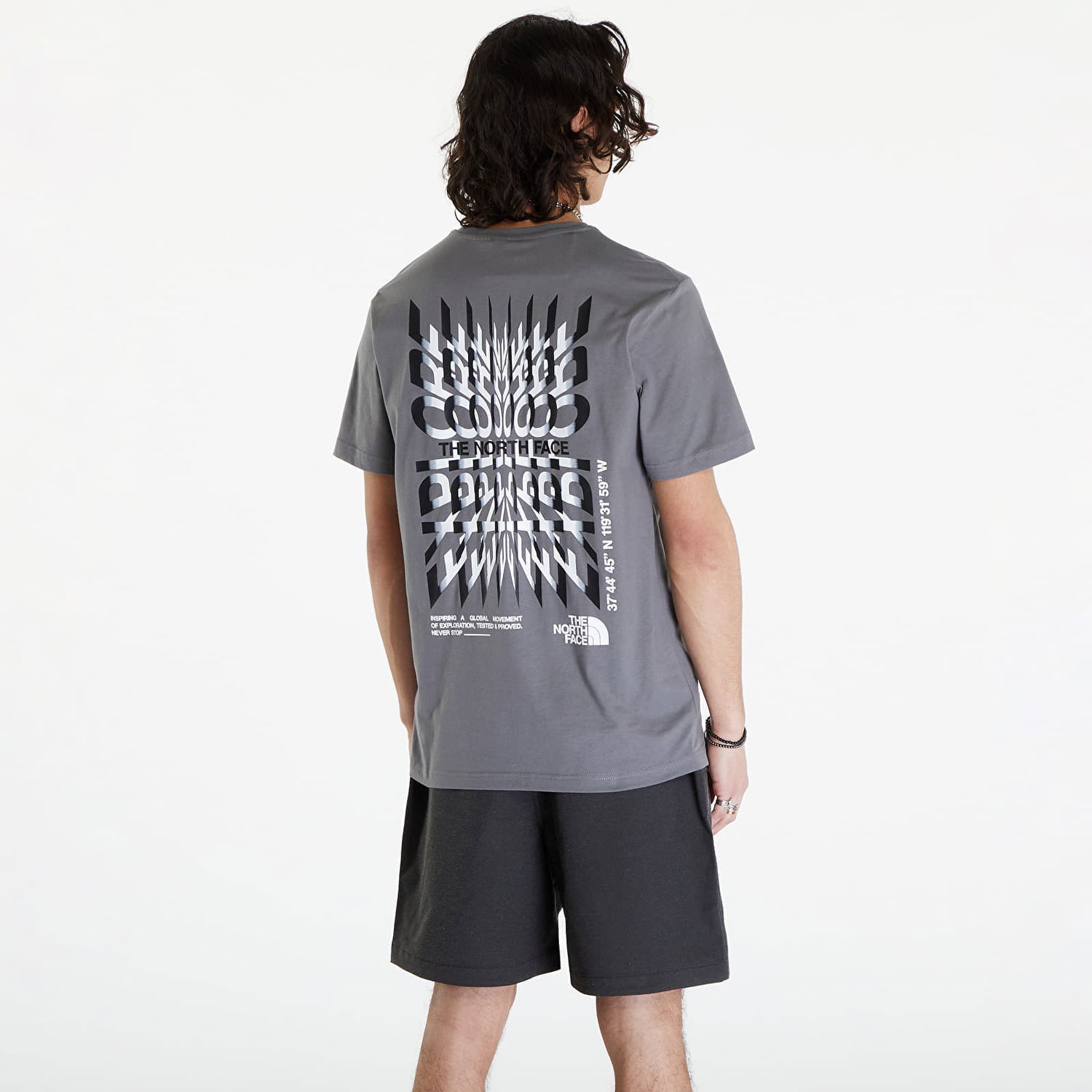 Tričko The North Face Coordinates Short Sleeve Tee Smoked Pearl Šedá | NF0A87ED0UZ1, 1