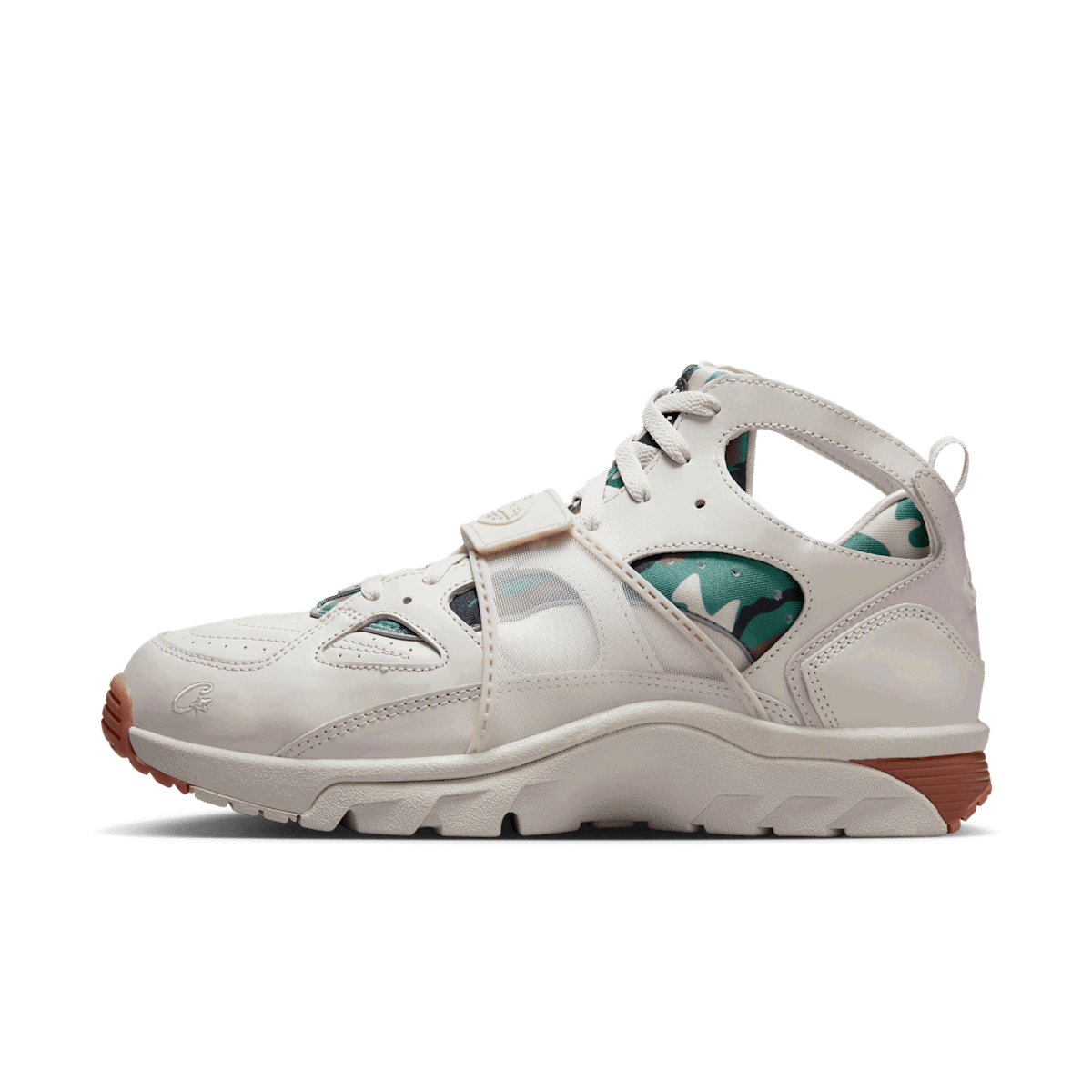 Corteiz x Air Trainer Huarache "Light Bone"