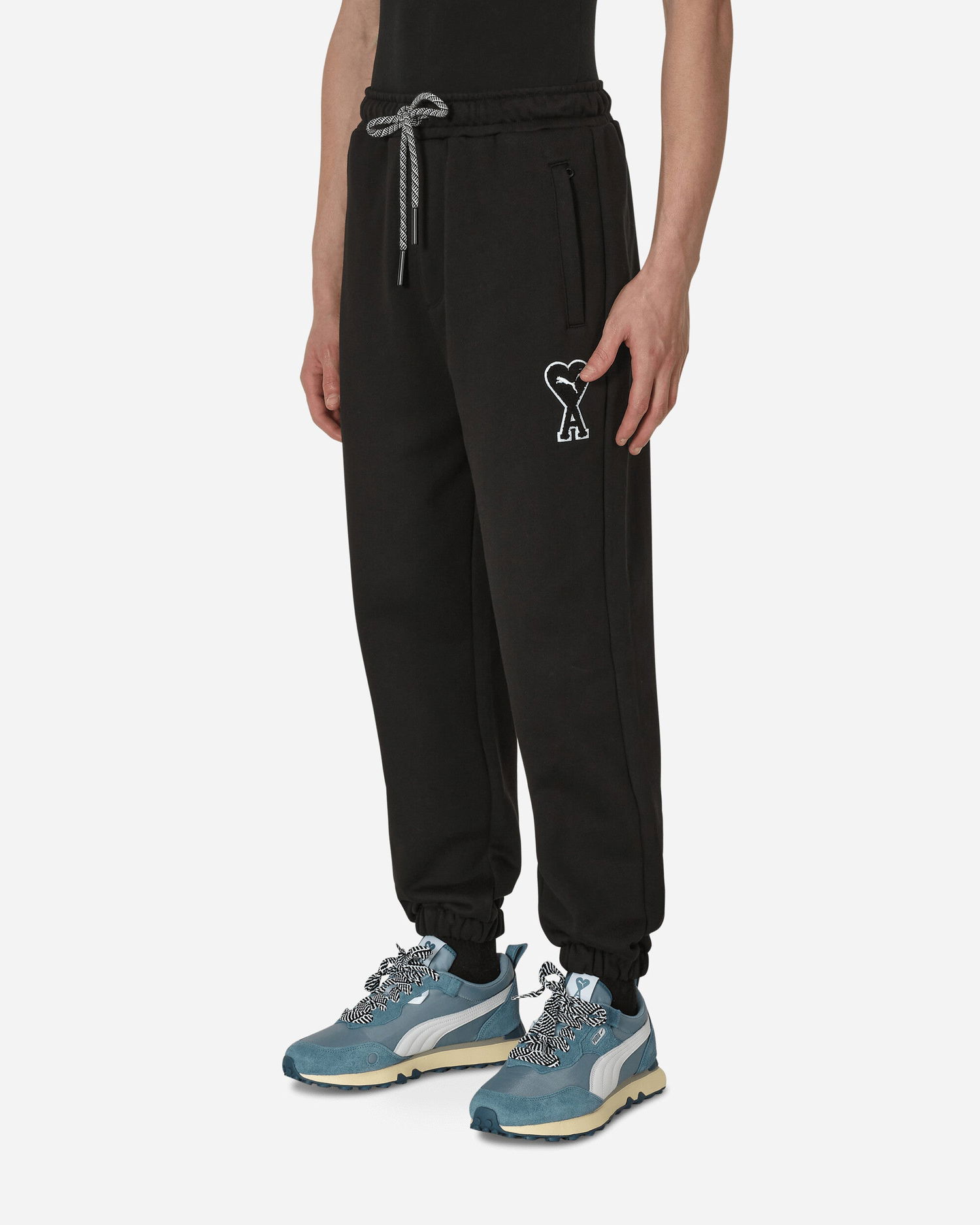Nohavice a džínsy Puma AMI x Sweatpants Čierna | 535996-01, 1