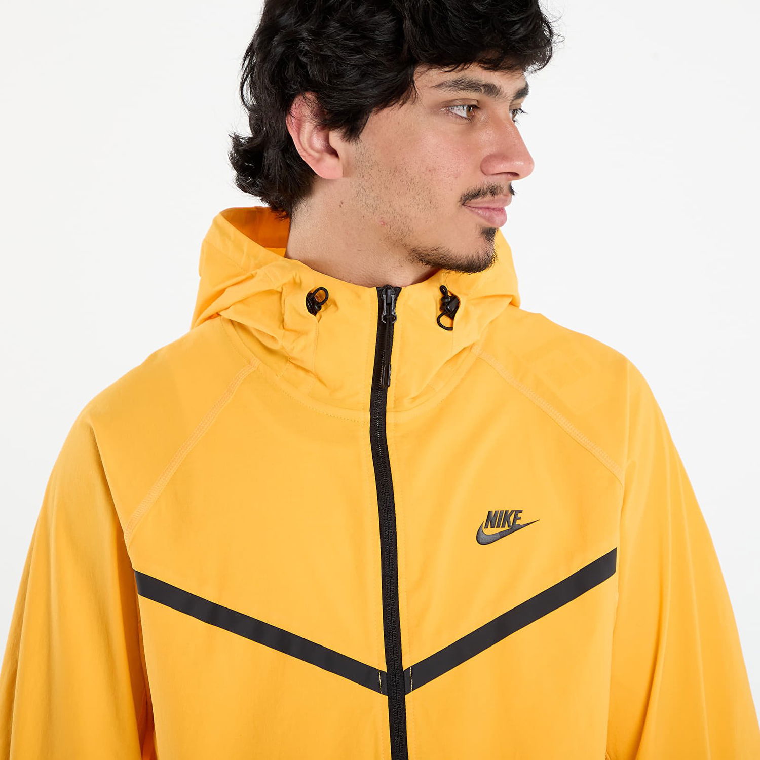 Vetrovka Nike Tech Woven Full-Zip Windrunner Jacket Žltá | II4600-717, 1