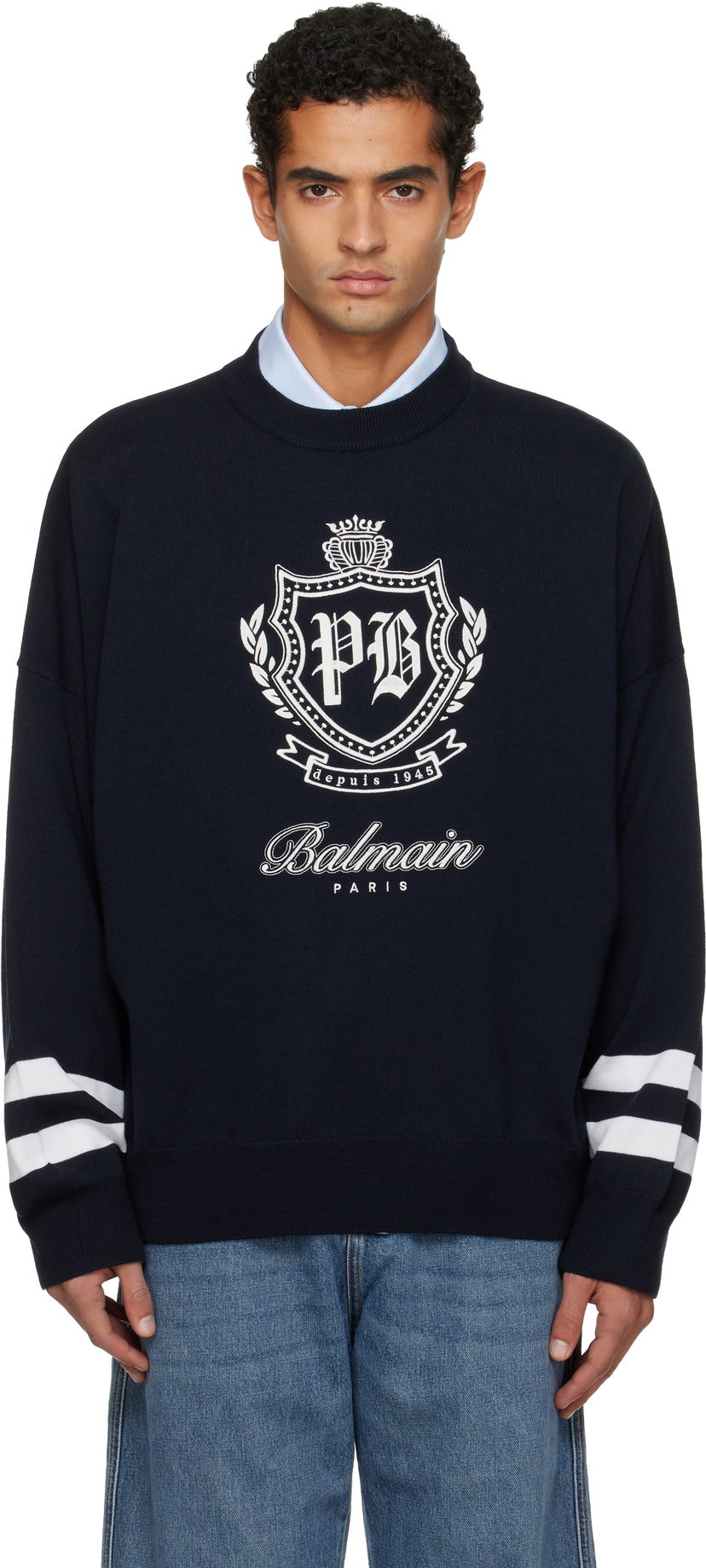 Sveter Balmain Crewneck Knit Sweater with College Emblem and Striped Cuffs Navy | FH0KE050KJ21