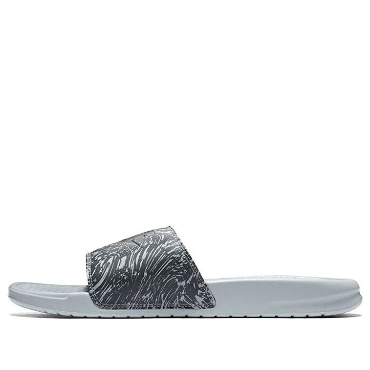 Tenisky a topánky Nike Benassi JDI Slide Šedá | 631261-005