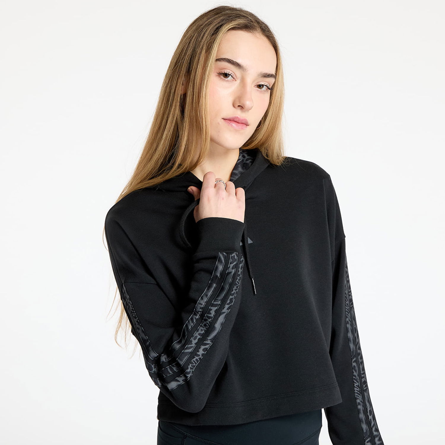 Mikina adidas Originals Essentials 3 Stripes Print French Terry Cropped Hoodie Čierna | JC6244, 1