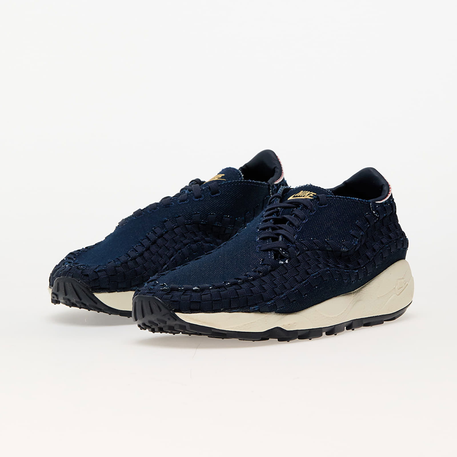 Air Footscape Woven Raw Denim W