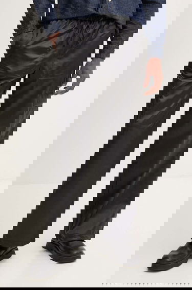 Cargo nohavice Rains Cargo Rain Pants Wide, High Waist Čierna | 18990.84, 1