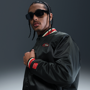 Bomber bunda Nike Liverpool FC Authentics Special Edition Satin Track Jacket Čierna | HJ1053-010, 3