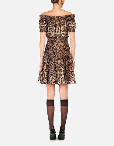 Šaty Dolce & Gabbana Short Off-the-Shoulder Ruffled Smocked Tiered Leopard-Print Poplin Dress Rôznofarebný | F6A0UTHS5E3HY13M, 2