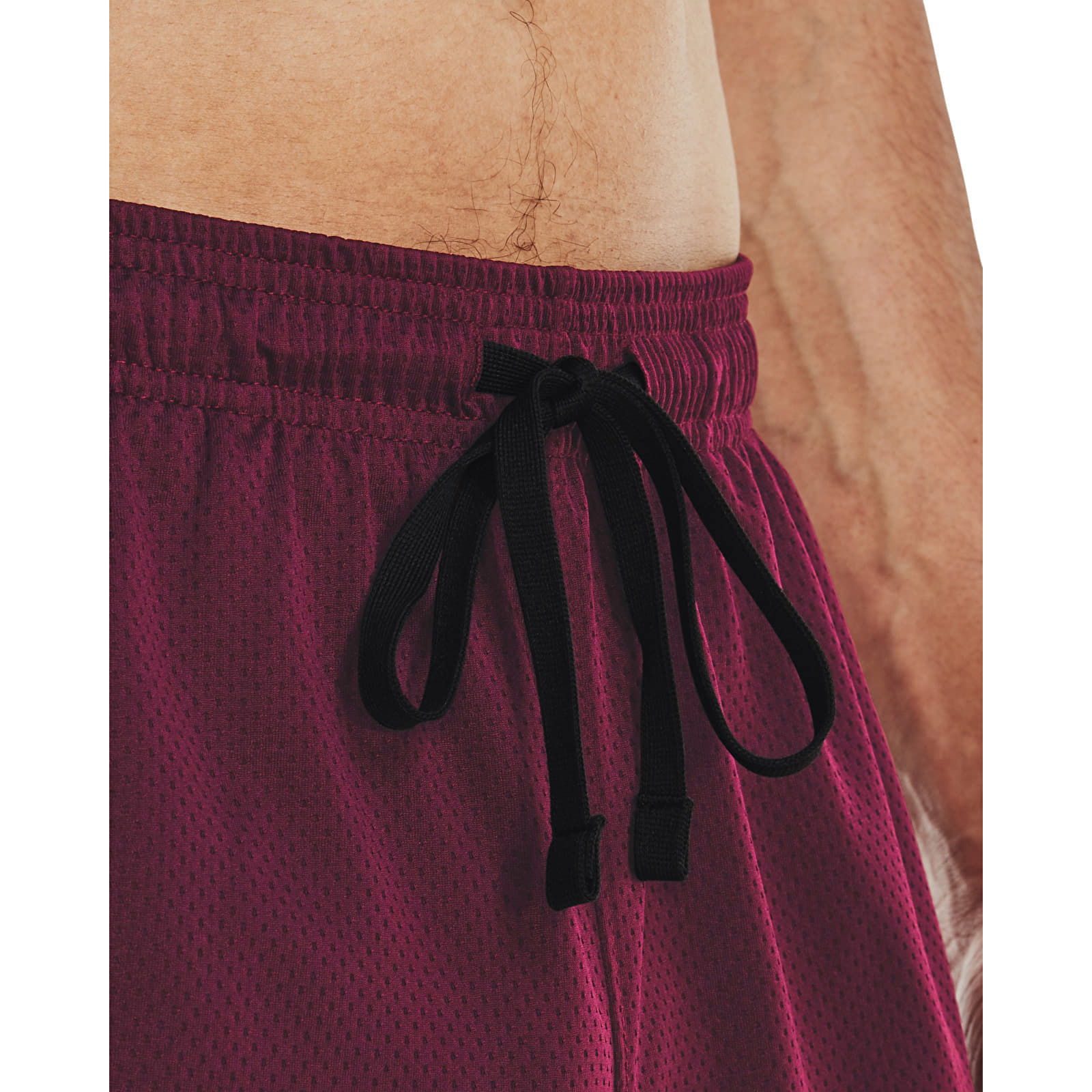 UA Tech Mesh Shorts-MRN