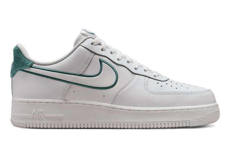 Air Force 1 Low Resort and Sport