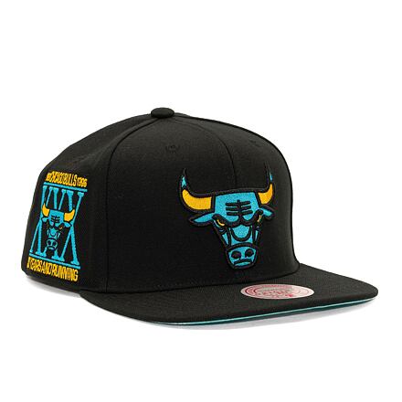 Šiltovka Mitchell & Ness NBA Core Xi Snapback Chicago Bulls Black Čierna | HHSS6751-CBUYYPPPBLCK, 0