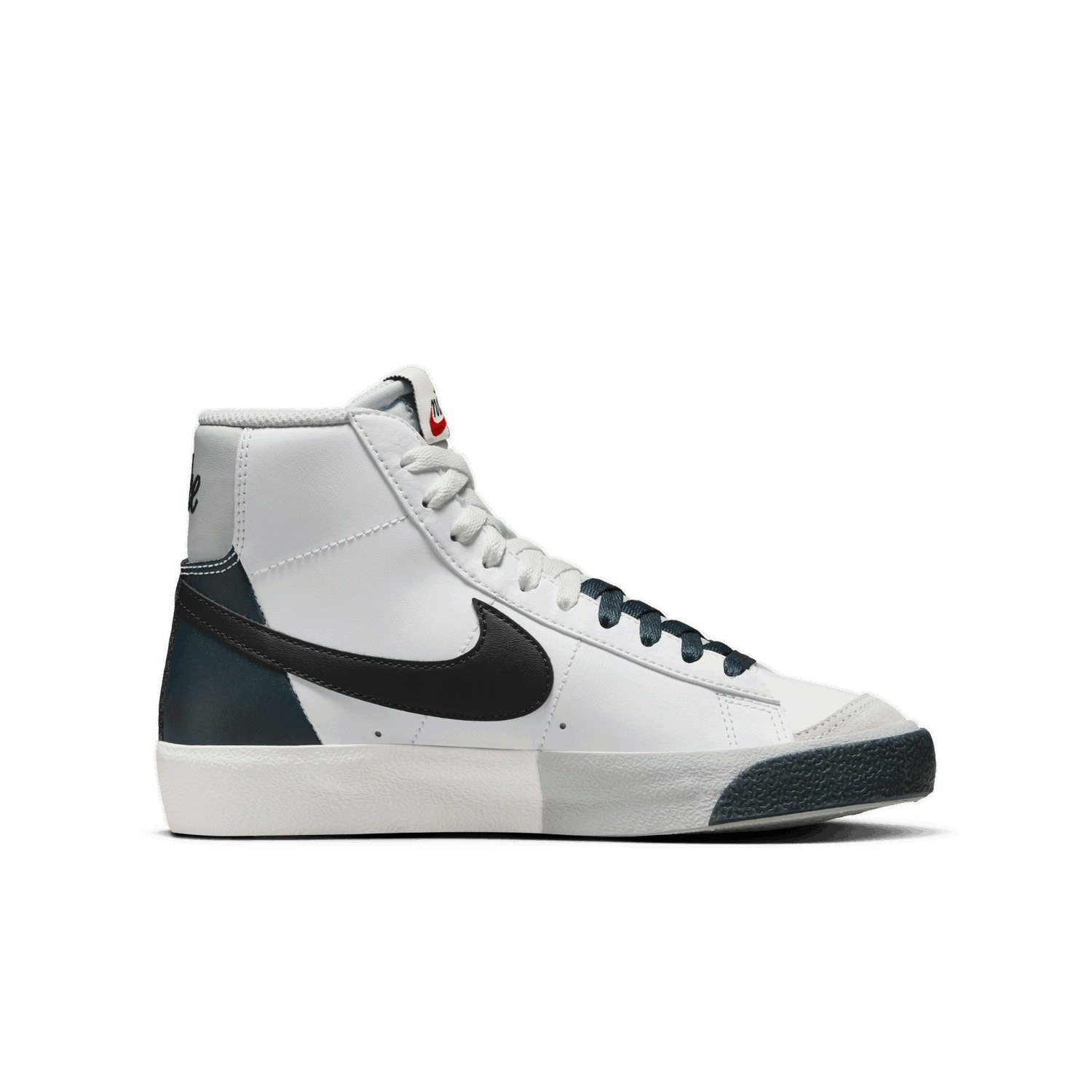 Tenisky a topánky Nike Blazer Mid '77 Se Biela | FN6937-101, 1