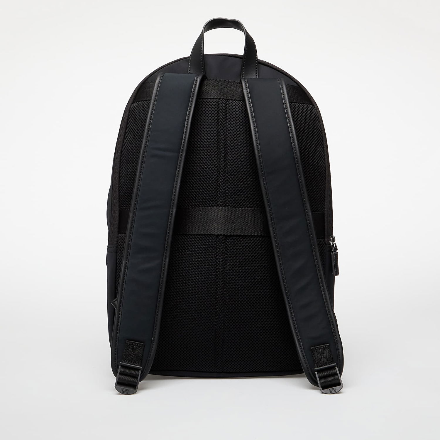 Batoh Tommy Hilfiger Tommy Hilfiger Nylon Daily Backpack Čierna | AM0AM13617-BDS, 1