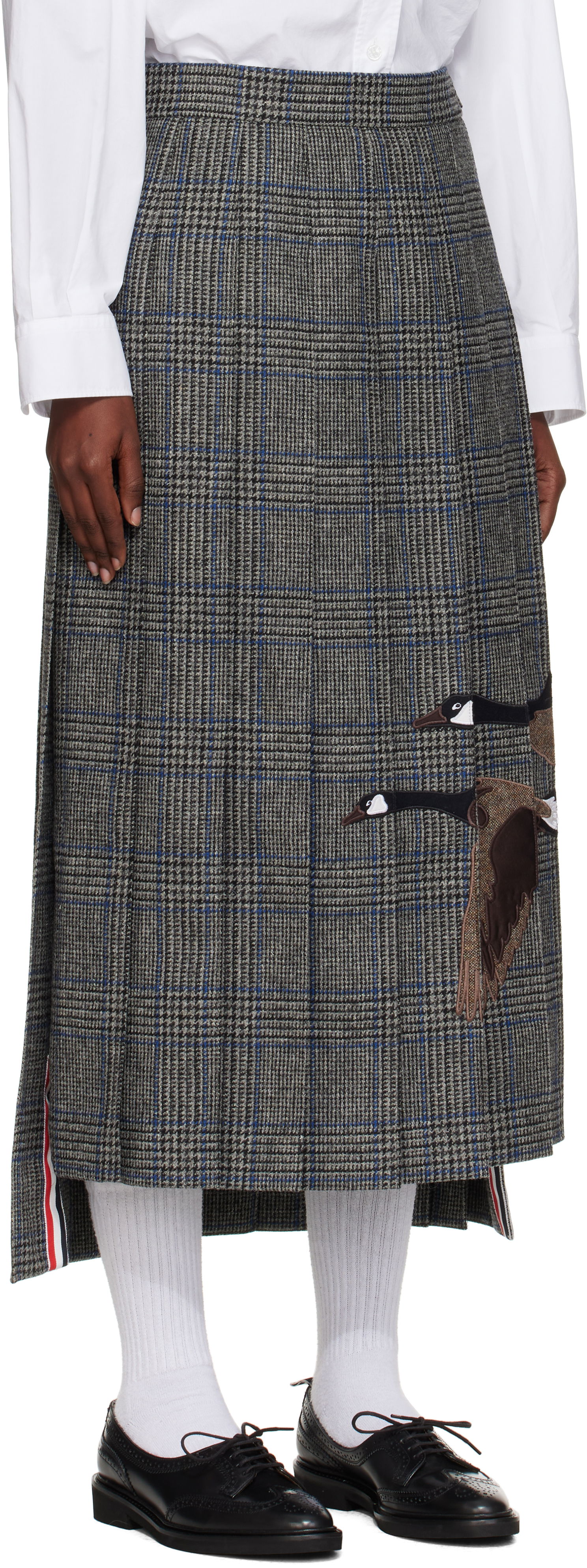 Sukňa Thom Browne Thom Browne Classic Pleated Maxi Skirt with Appliqué Šedá | FGCA24E-E1376, 1