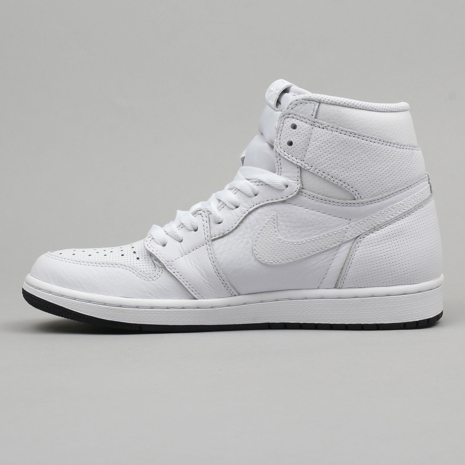Tenisky a topánky Jordan Air Jordan 1 Retro High OG "White Perforated" Biela | 555088-100, 0