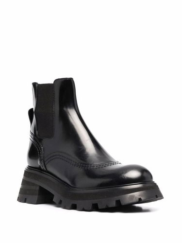 Tenisky a topánky Alexander McQueen Alexander McQueen Leather Ankle Boots Čierna | 666368WHZ841000, 1