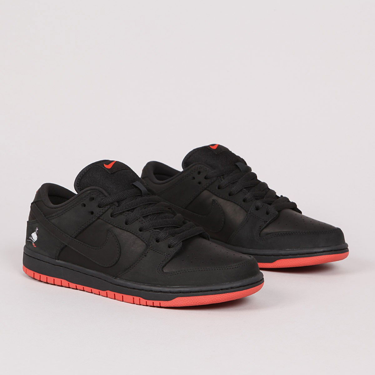 Tenisky a topánky Nike SB Jeff Staple x Dunk Low Pro SB "Black Pigeon" Čierna | 883232-008, 1
