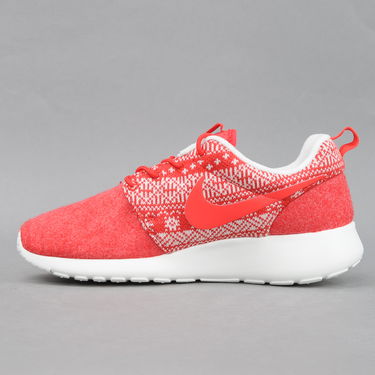 Tenisky a topánky Nike WMNS Roshe One Winter Červená | 685286-661, 1