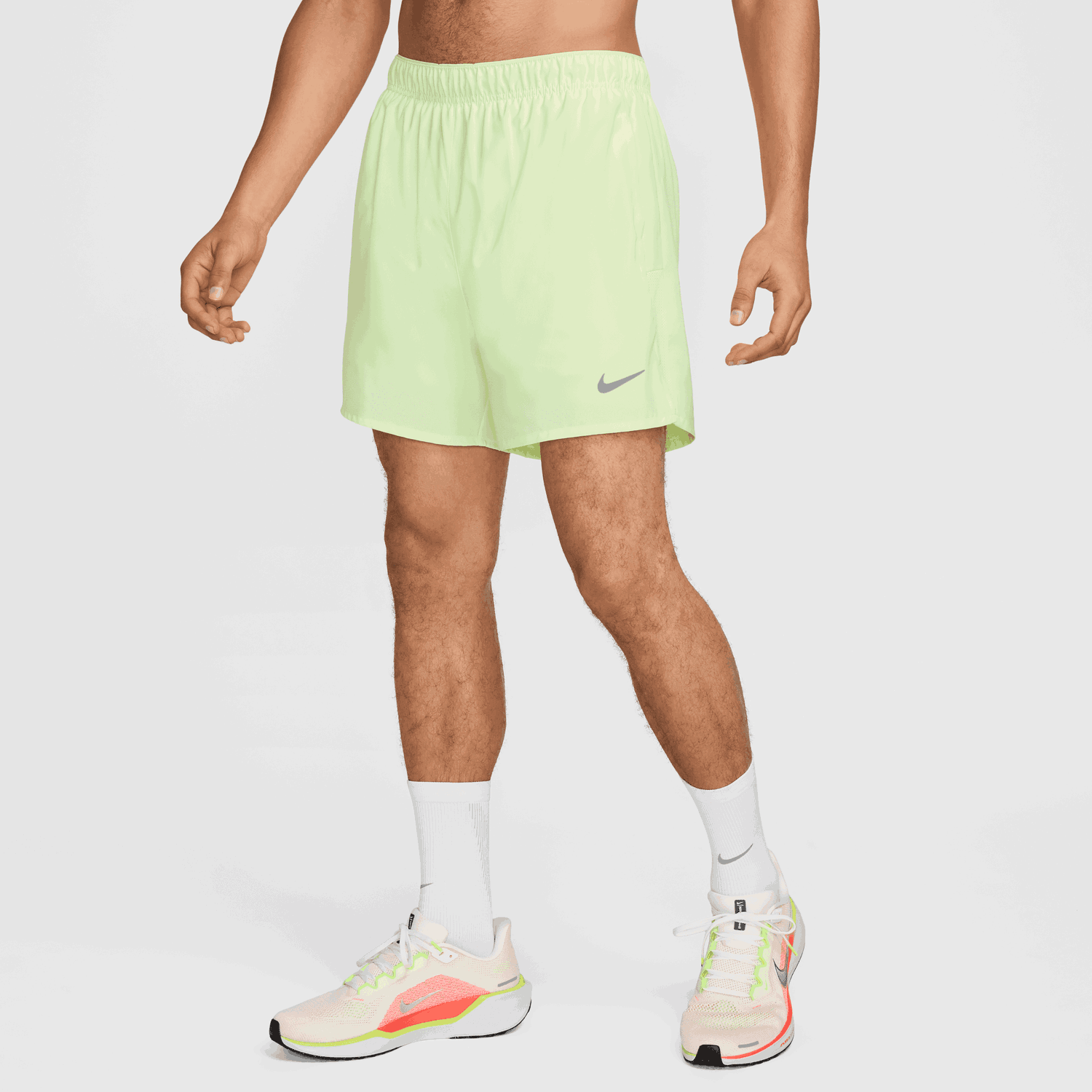 Šortky Nike Challenger Dri-FIT 2-in-1 5" Running Shorts Zelené | HJ3588-701, 0