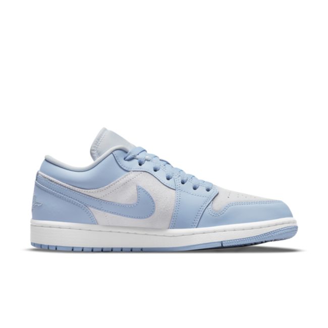 Air Jordan 1 Low "University Blue" W