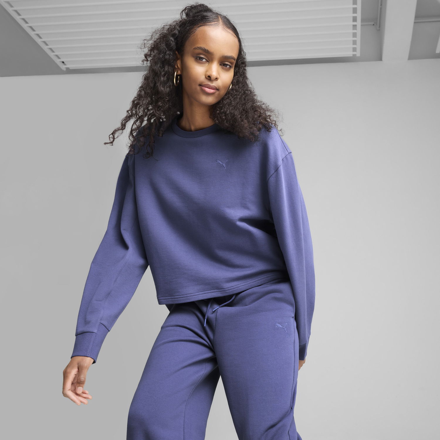 Mikina Puma HER Women's Relaxed Fit Crewneck Sweatshirt Fialová | 685058_46, 0