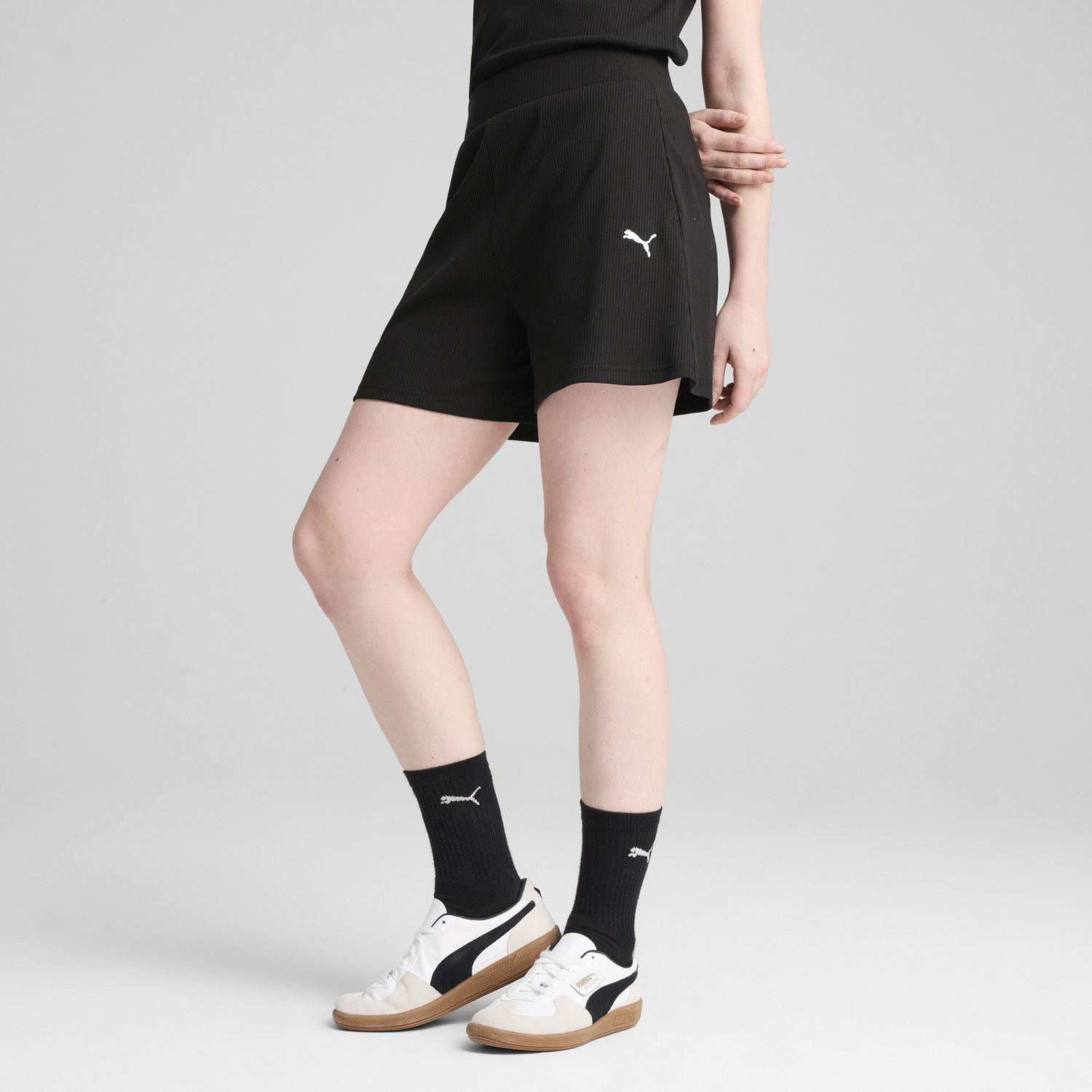 Šortky Puma ESS Elevated 5" High-Waisted Ribbed Shorts Čierna | 685026_01, 0