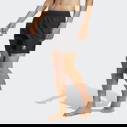 Originals Essentials Solid