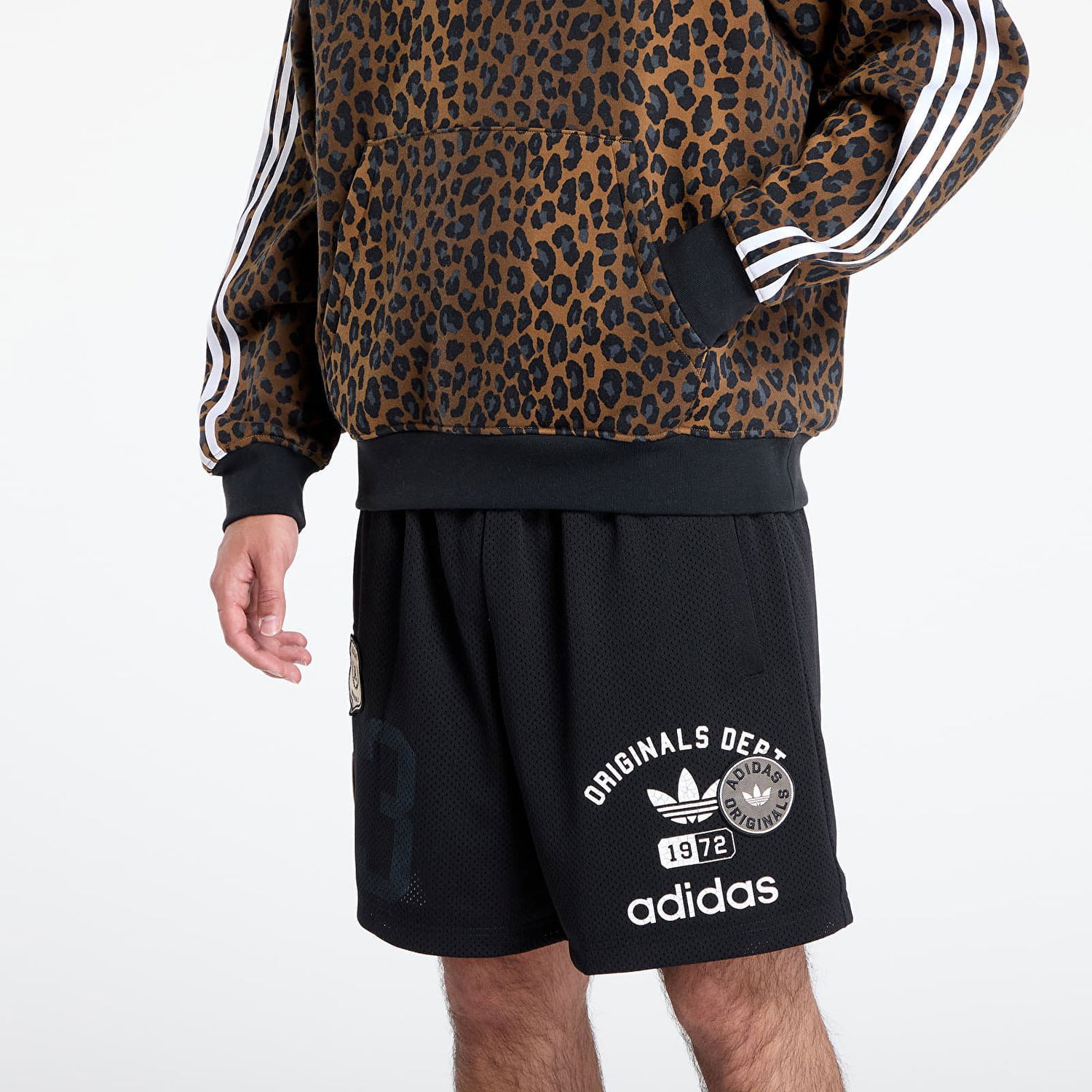 Mikina adidas Originals Graphic Lo Hoodie Hnedá | JV7560, 1